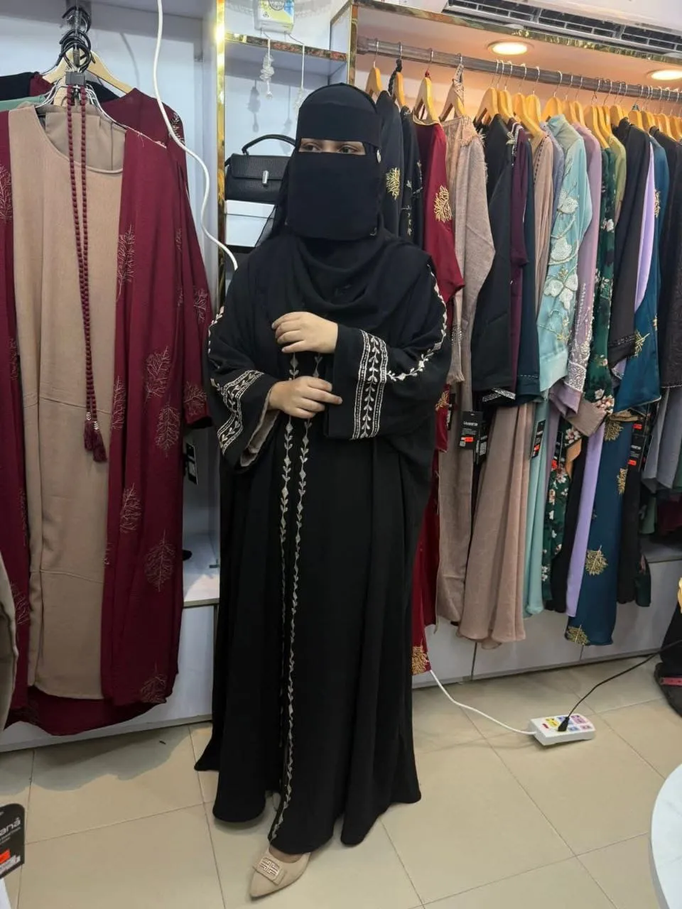 থাম্বনেইল 2