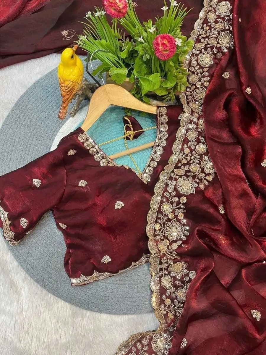 💢 Indian Fendi Silk Saree Collection