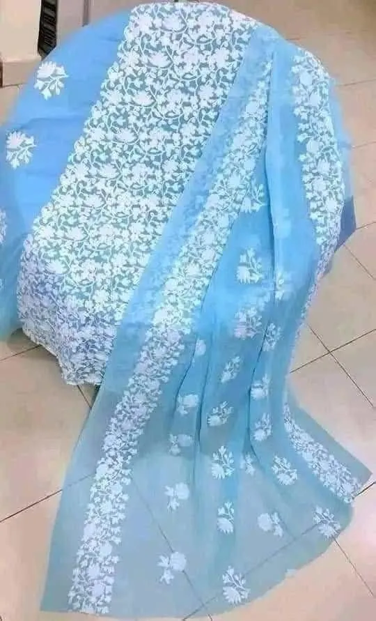 থাম্বনেইল 4