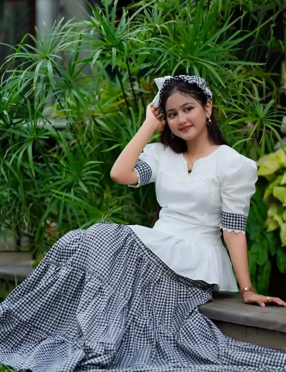 থাম্বনেইল 2