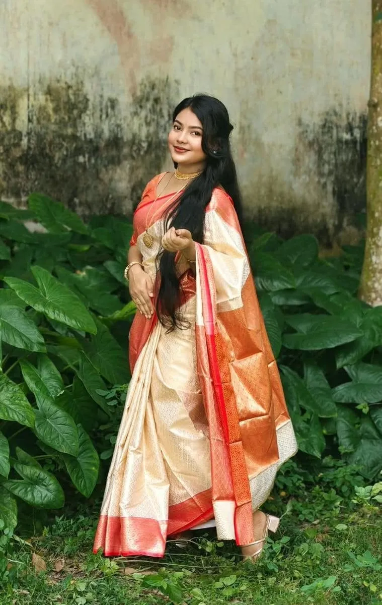 থাম্বনেইল 4